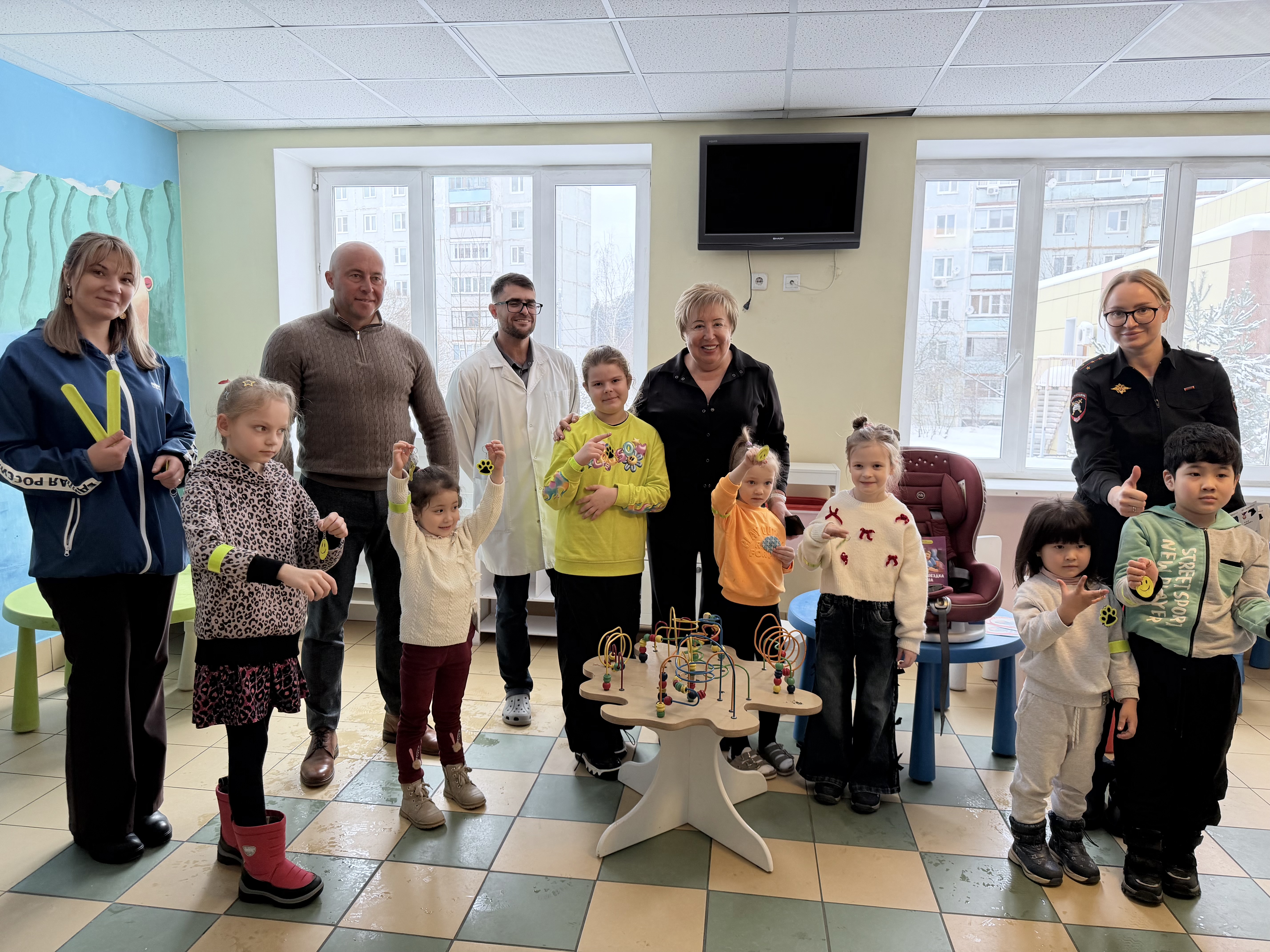 В Одинцовском округе автоинспекторы напомнили родителям о правилах перевозки детей