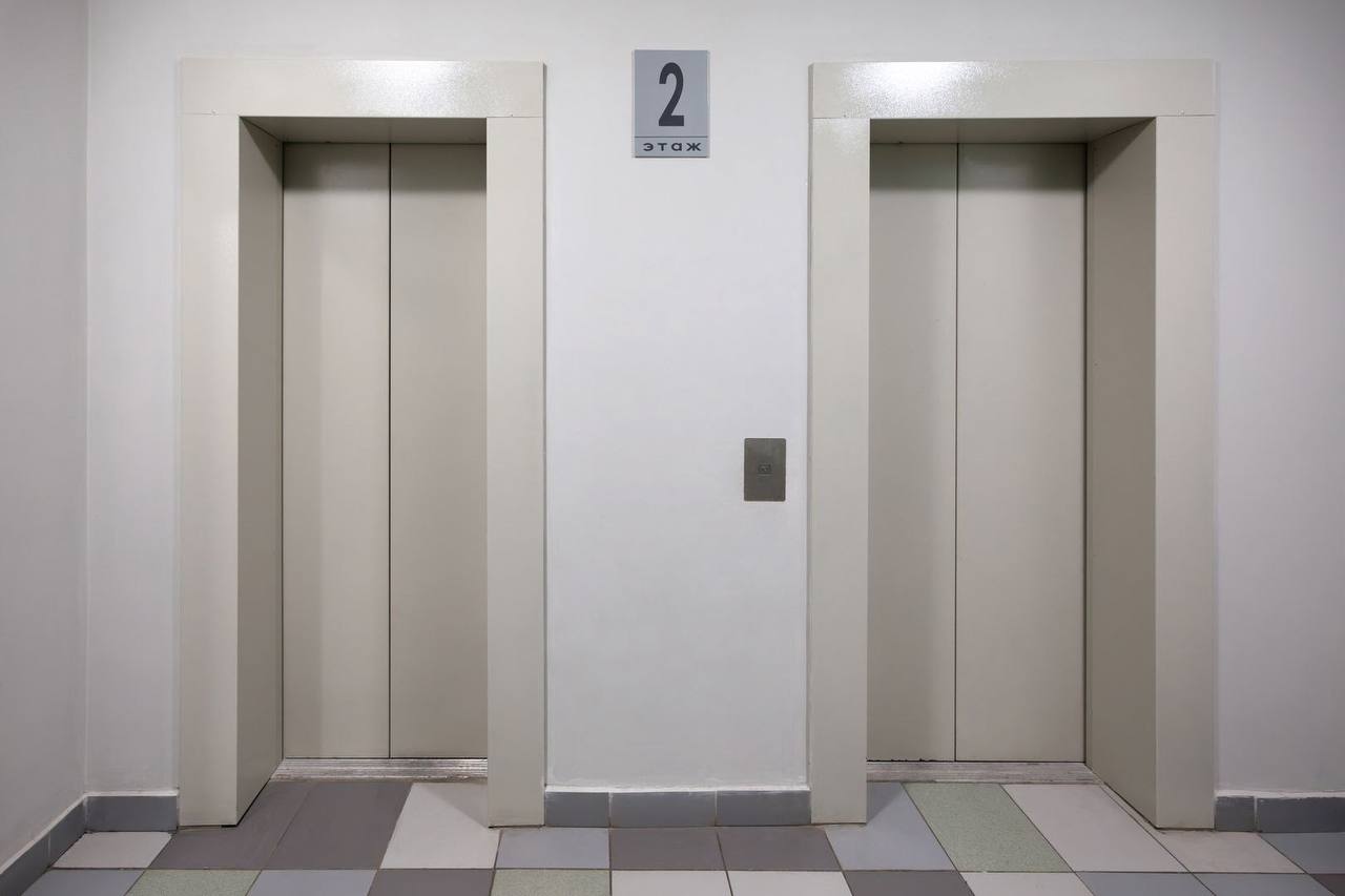 В Одинцовском округе за февраль отремонтировали 320 лифтов