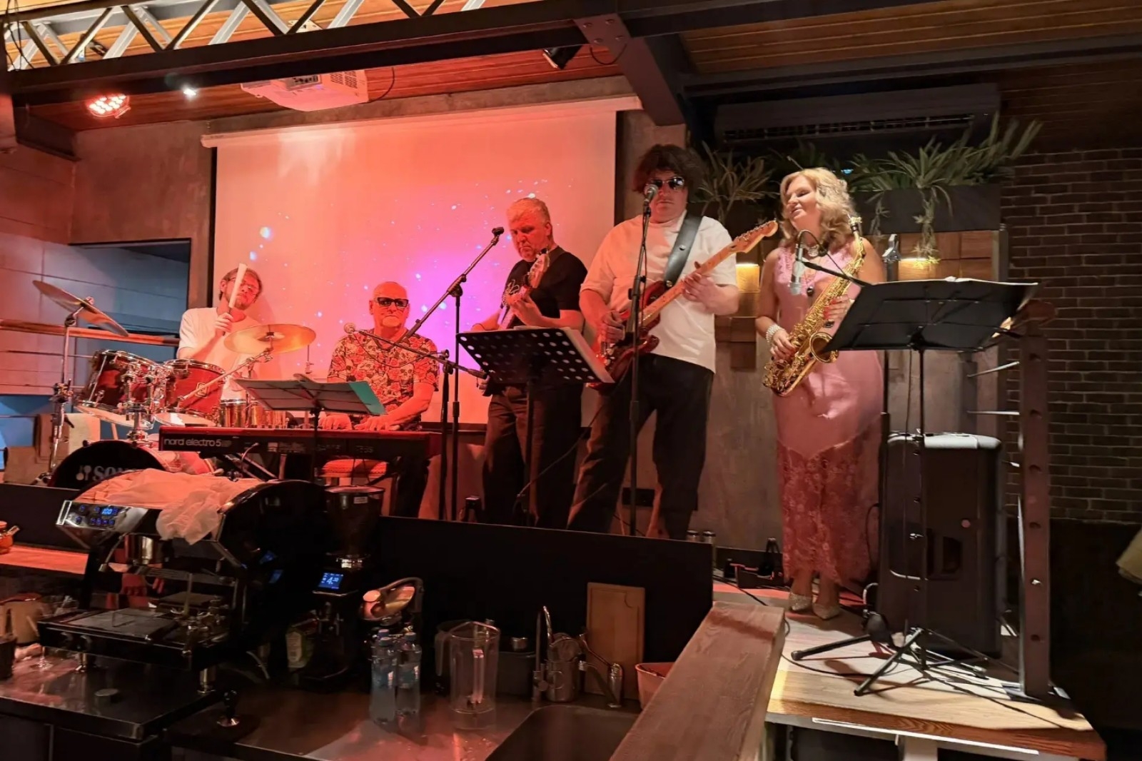 Популярная одинцовская музыкальная студия «Западная, 10» отметила 10-летний юбилей