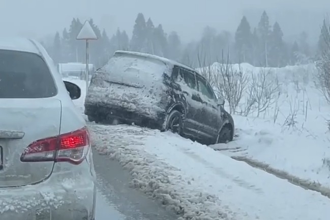В апрельский сугроб на летней резине
