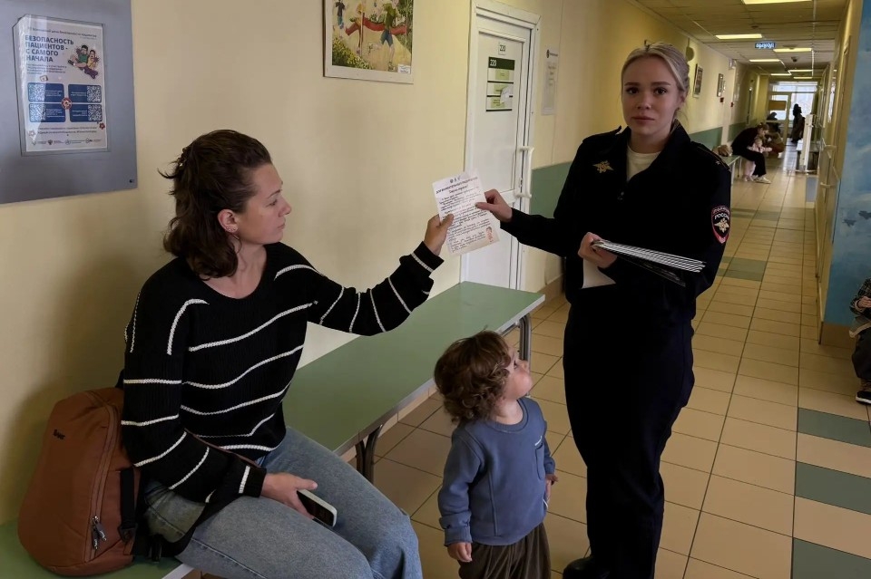 «Засветись!»: свет безопасности зажгли в детской поликлинике Одинцово