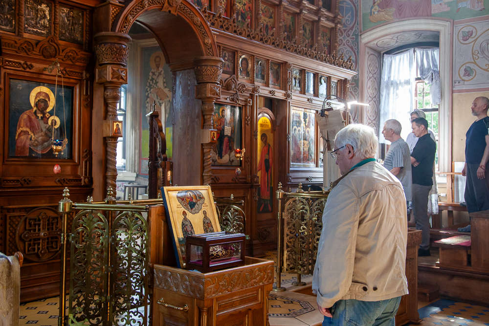 Пешее паломничество по Митрополичьей тропе в Аксиньино